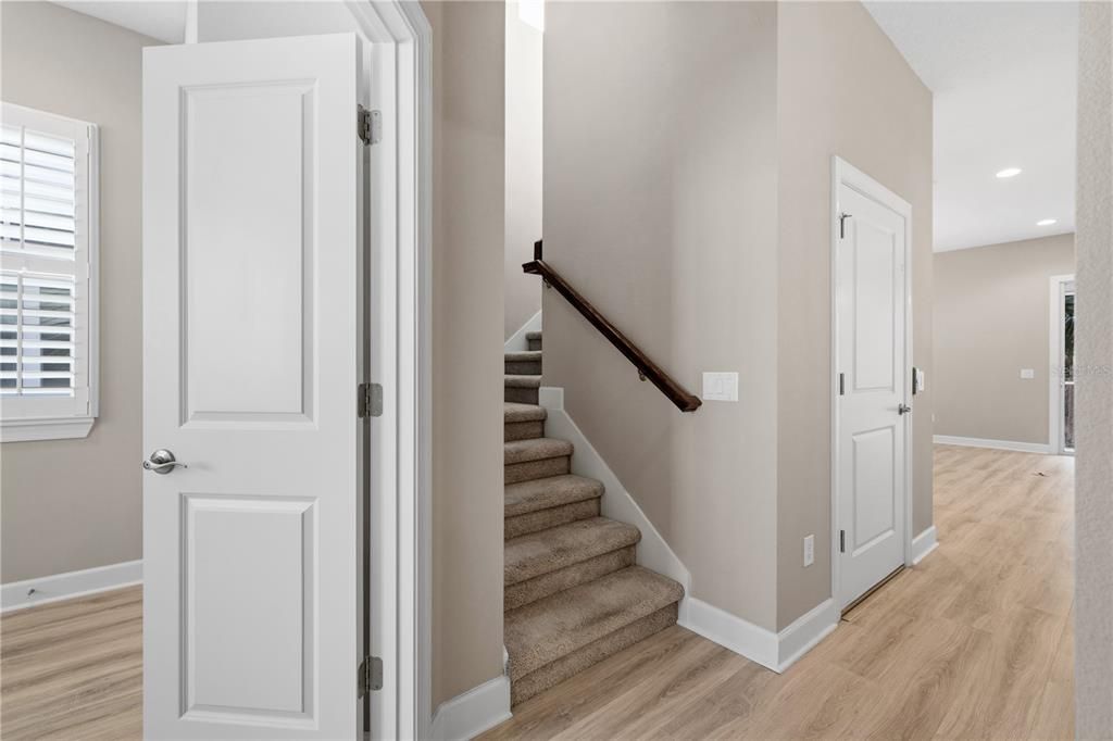 出租: $3,450 (4 贝兹, 3 浴室, 1970 平方英尺)