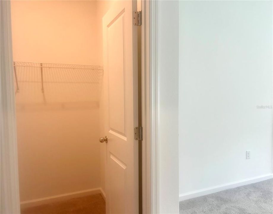 出租: $2,495 (4 贝兹, 3 浴室, 2039 平方英尺)