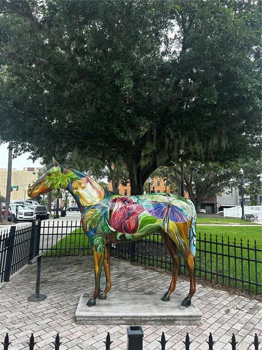 出租: $2,495 (4 贝兹, 3 浴室, 2039 平方英尺)