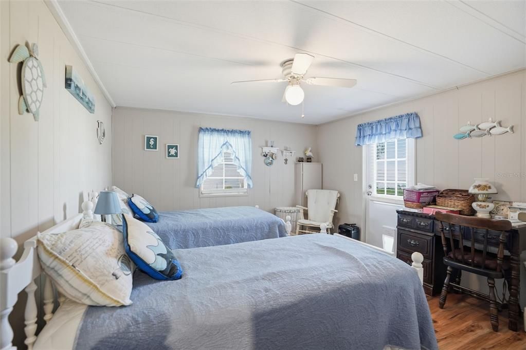 待售: $139,900 (2 贝兹, 2 浴室, 960 平方英尺)