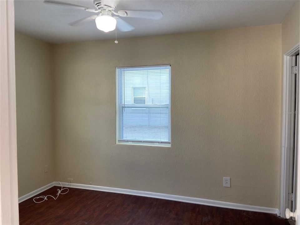 В аренду: $1,050 (1 спален, 1 ванн, 600 Квадратных фут)