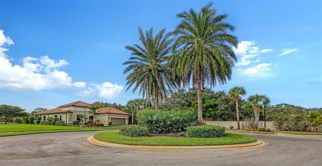 待售: $950,000 (2 贝兹, 2 浴室, 2106 平方英尺)