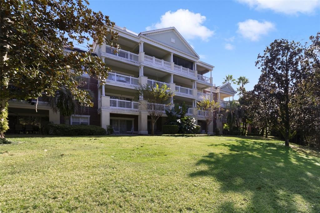 For Sale: $279,000 (3 beds, 3 baths, 1630 Square Feet)