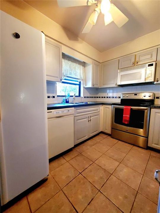 En Venta: $220,000 (2 camas, 2 baños, 1512 Pies cuadrados)