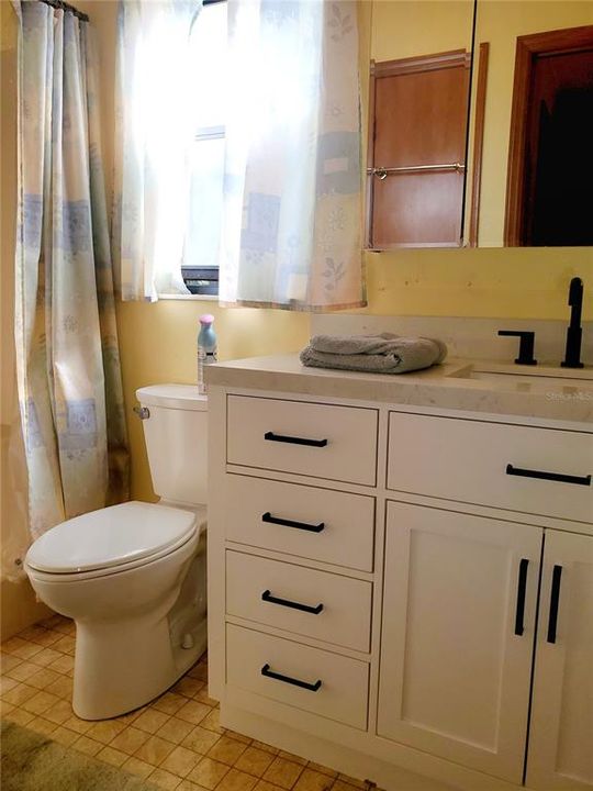 En Venta: $220,000 (2 camas, 2 baños, 1512 Pies cuadrados)