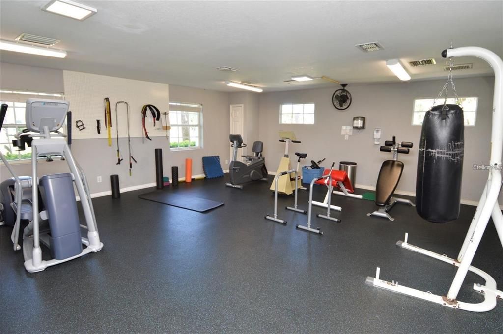 For Rent: $3,250 (2 beds, 2 baths, 1018 Square Feet)