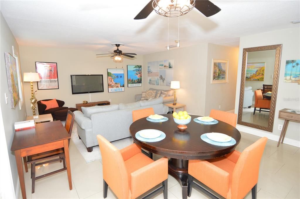 For Rent: $3,250 (2 beds, 2 baths, 1018 Square Feet)