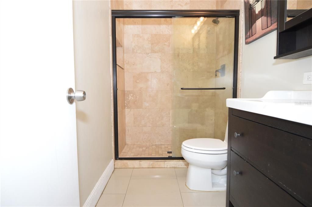 For Rent: $3,250 (2 beds, 2 baths, 1018 Square Feet)