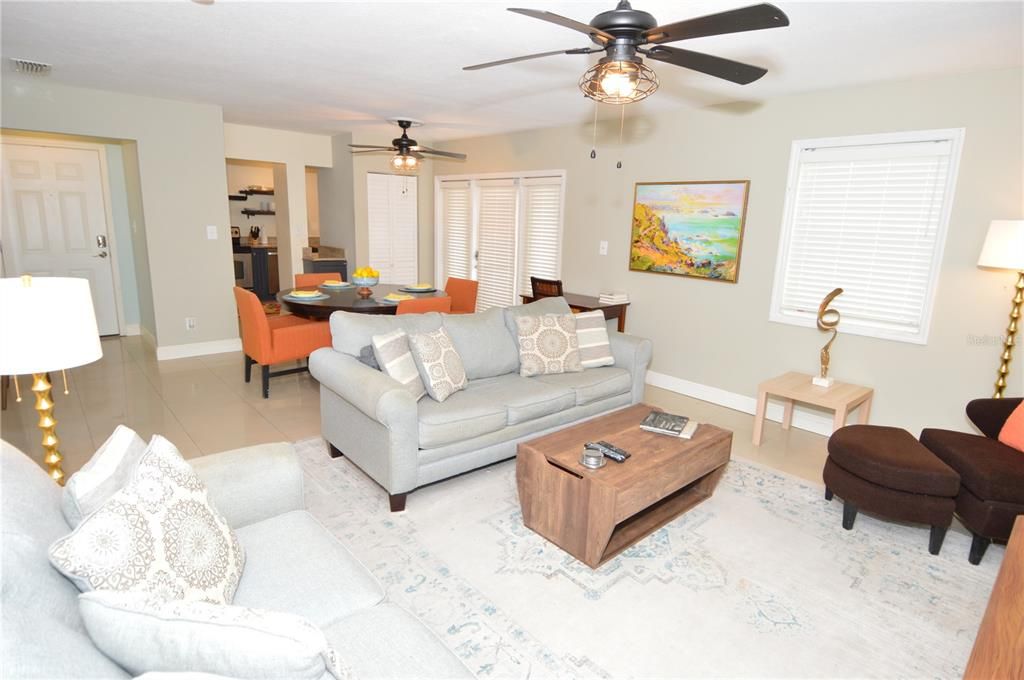 For Rent: $3,250 (2 beds, 2 baths, 1018 Square Feet)