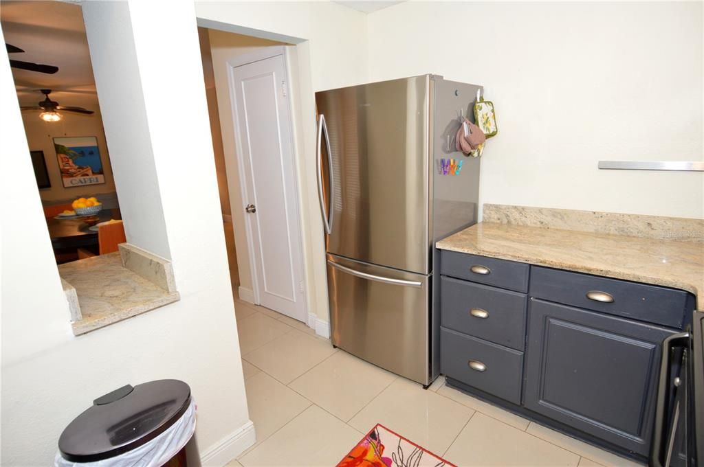 For Rent: $3,250 (2 beds, 2 baths, 1018 Square Feet)