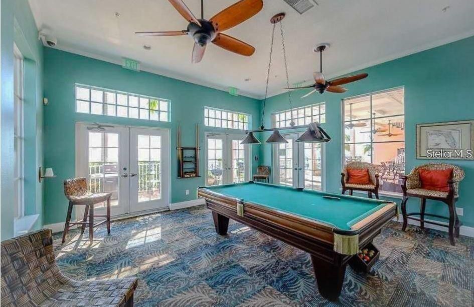 For Rent: $3,250 (2 beds, 2 baths, 1018 Square Feet)