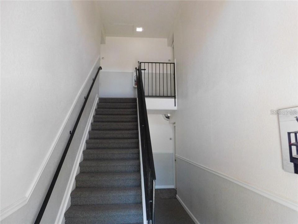 For Rent: $3,250 (2 beds, 2 baths, 1018 Square Feet)