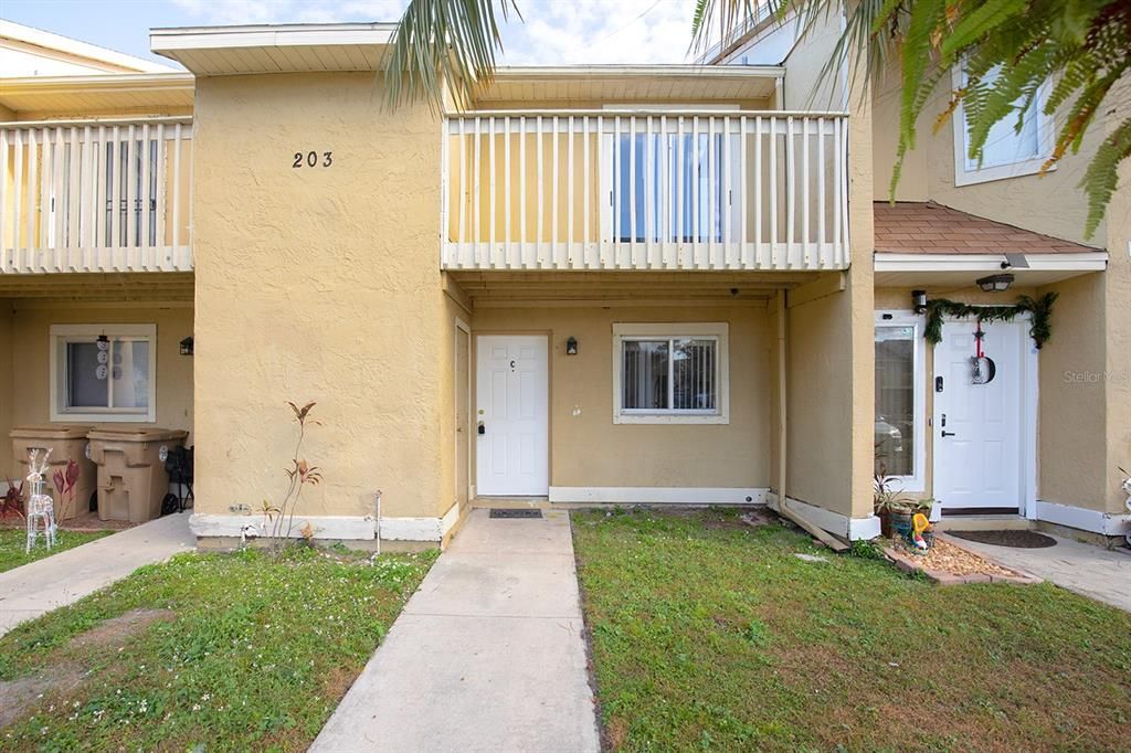 For Sale: $799,990 (8 beds, 0 baths, 4352 Square Feet)