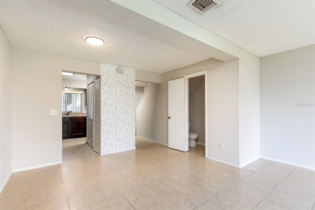 For Sale: $799,990 (8 beds, 0 baths, 4352 Square Feet)