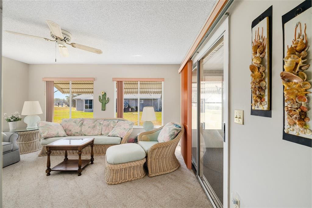 For Sale: $249,000 (2 beds, 2 baths, 1488 Square Feet)