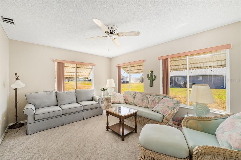 For Sale: $249,000 (2 beds, 2 baths, 1488 Square Feet)