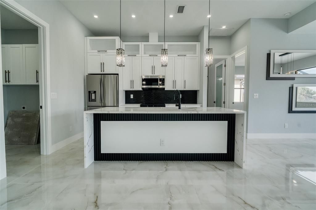 For Sale: $945,500 (4 beds, 4 baths, 2377 Square Feet)