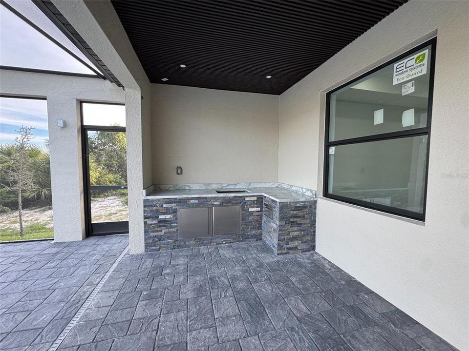 For Sale: $945,500 (4 beds, 4 baths, 2377 Square Feet)