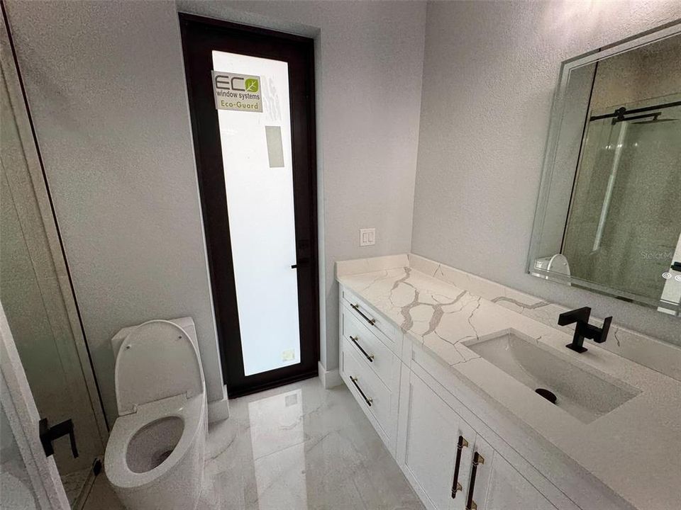 For Sale: $945,500 (4 beds, 4 baths, 2377 Square Feet)