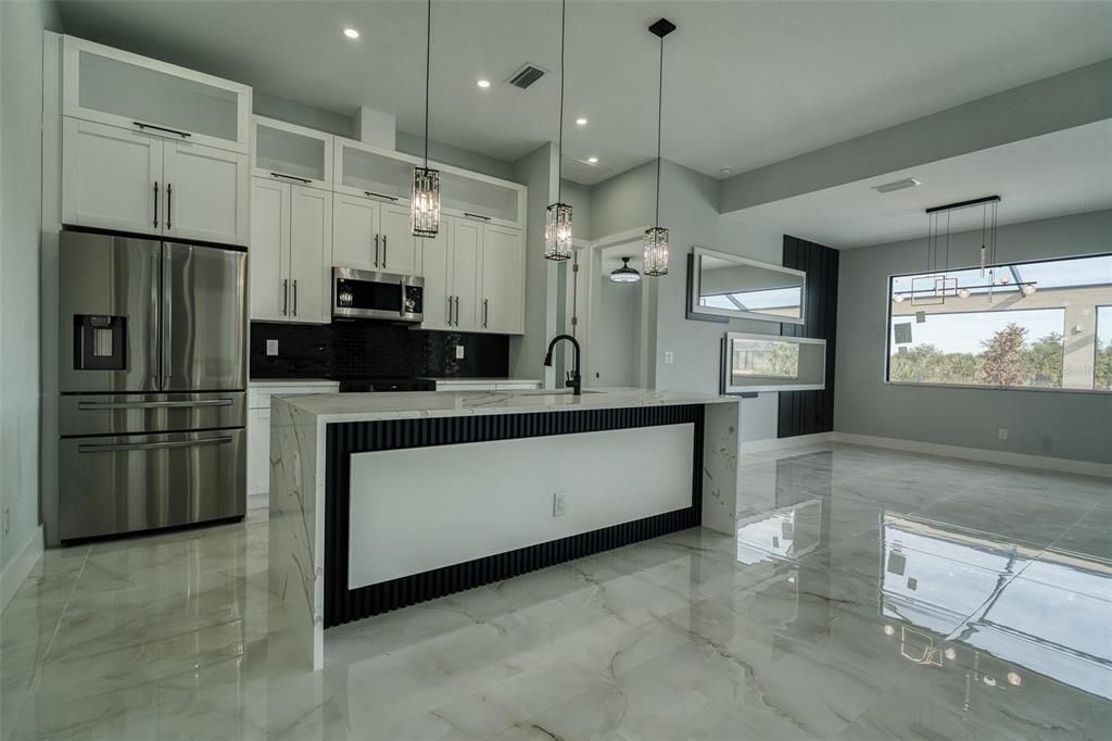 For Sale: $945,500 (4 beds, 4 baths, 2377 Square Feet)