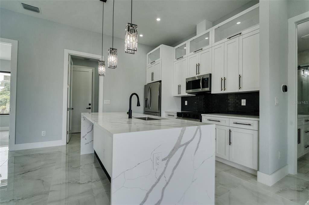 For Sale: $945,500 (4 beds, 4 baths, 2377 Square Feet)