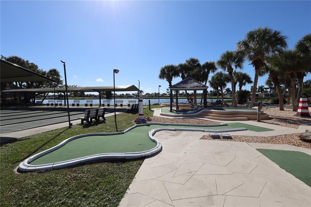 For Sale: $230,000 (2 beds, 2 baths, 1296 Square Feet)