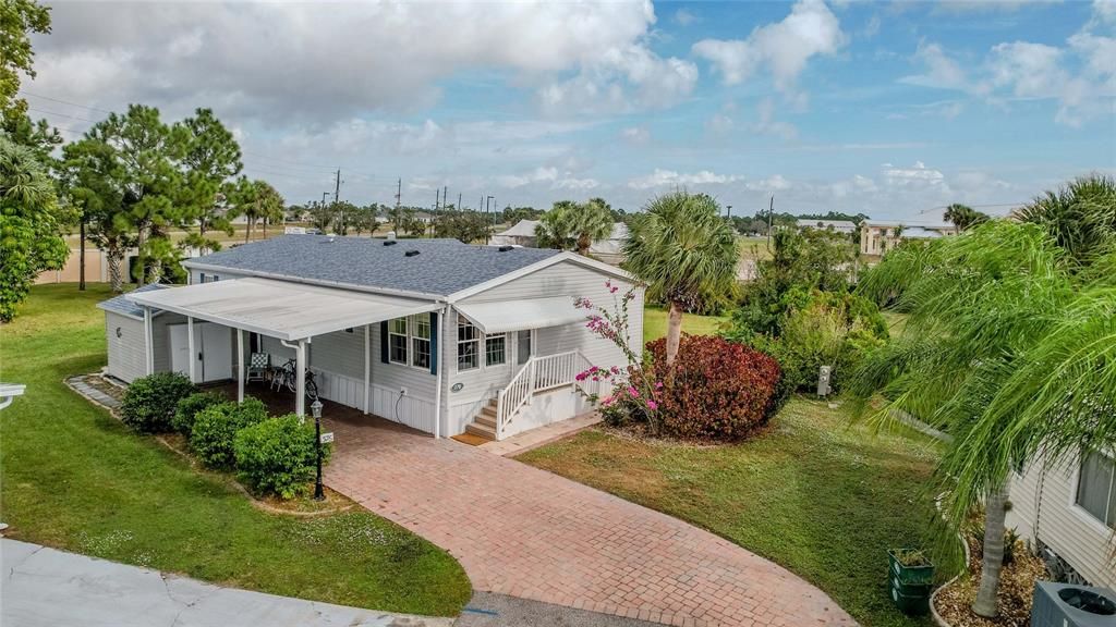 For Sale: $230,000 (2 beds, 2 baths, 1296 Square Feet)