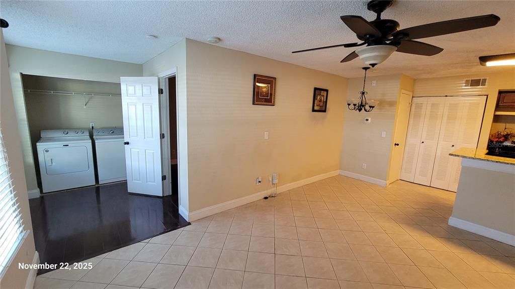 For Rent: $1,249 (1 beds, 1 baths, 636 Square Feet)