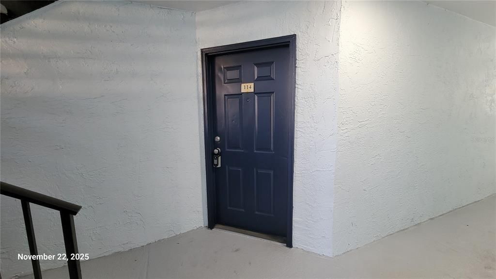 For Rent: $1,249 (1 beds, 1 baths, 636 Square Feet)