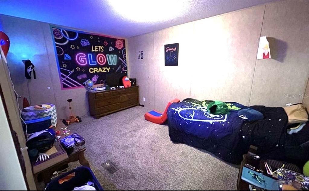 En Venta: $189,900 (3 camas, 2 baños, 1216 Pies cuadrados)