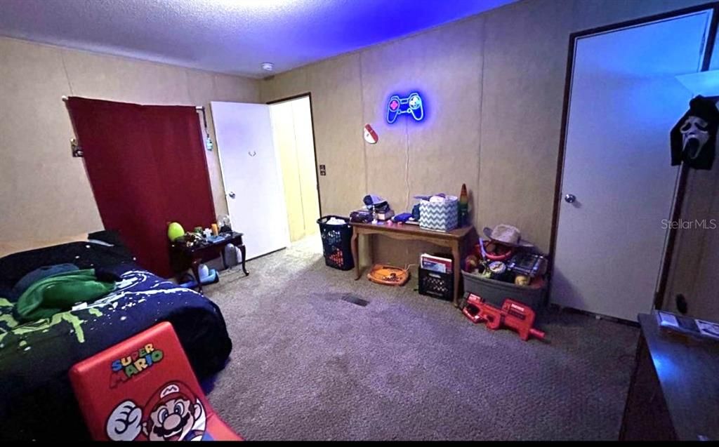 En Venta: $189,900 (3 camas, 2 baños, 1216 Pies cuadrados)