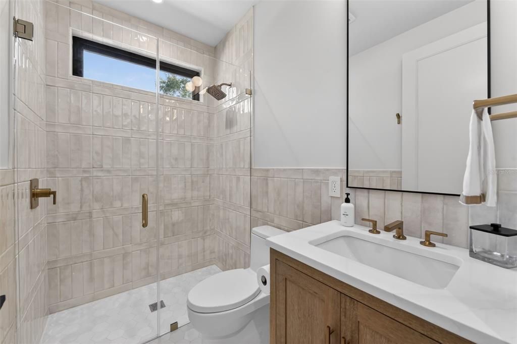 For Sale: $2,345,000 (3 beds, 3 baths, 2932 Square Feet)