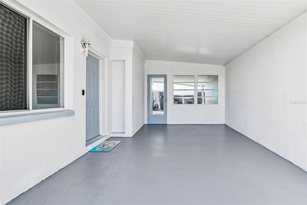 待售: $139,900 (1 贝兹, 1 浴室, 866 平方英尺)