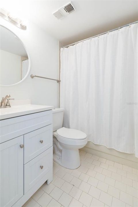 На продажу: $358,000 (2 спален, 2 ванн, 960 Квадратных фут)