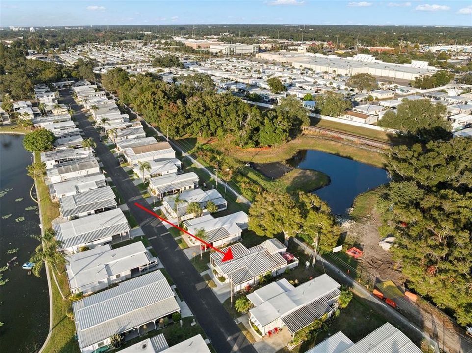 待售: $80,000 (2 贝兹, 1 浴室, 726 平方英尺)