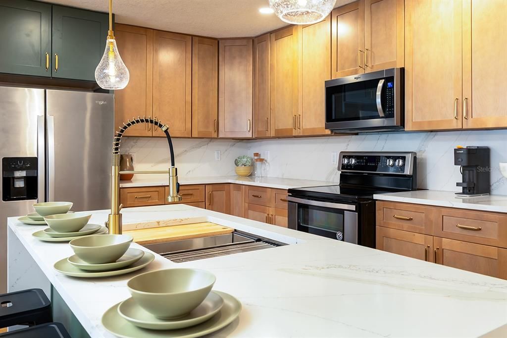 待售: $675,000 (4 贝兹, 2 浴室, 1752 平方英尺)