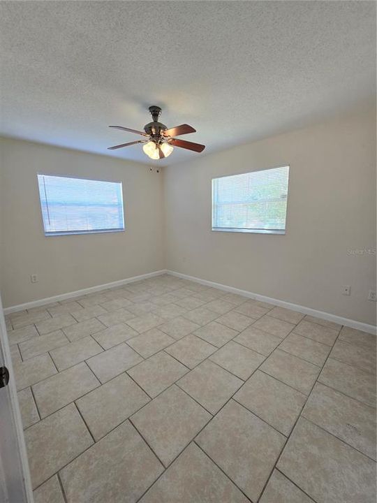 出租: $1,700 (3 贝兹, 2 浴室, 1144 平方英尺)