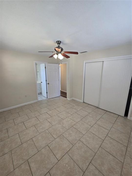 出租: $1,700 (3 贝兹, 2 浴室, 1144 平方英尺)