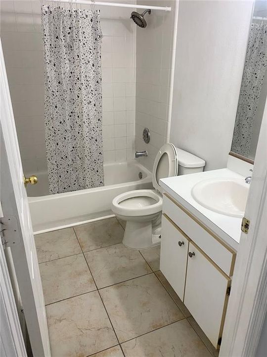 В аренду: $2,500 (4 спален, 2 ванн, 1655 Квадратных фут)