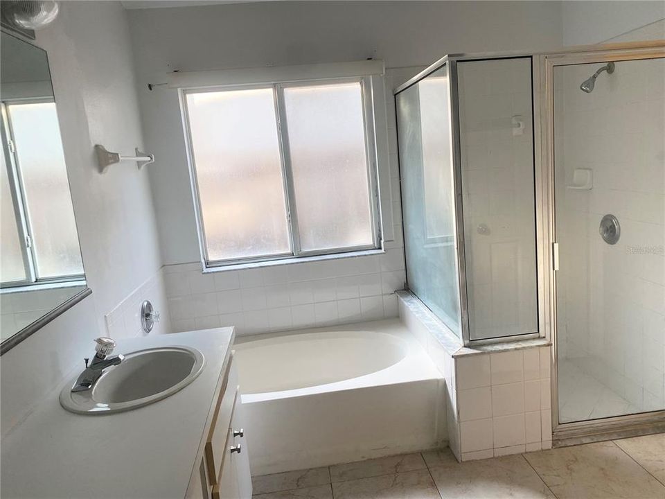 В аренду: $2,500 (4 спален, 2 ванн, 1655 Квадратных фут)