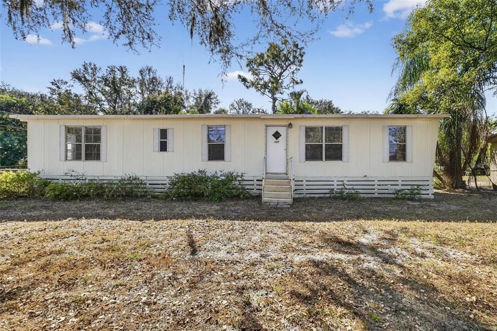 На продажу: $145,000 (4 спален, 2 ванн, 1359 Квадратных фут)