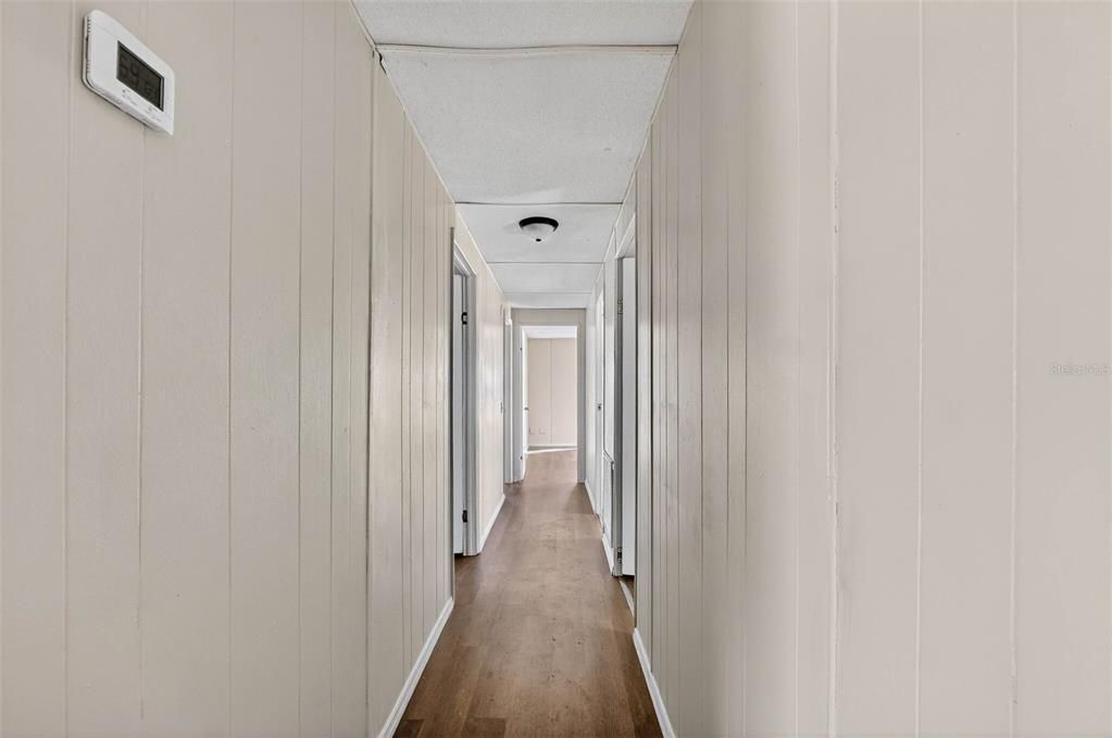 На продажу: $145,000 (4 спален, 2 ванн, 1359 Квадратных фут)