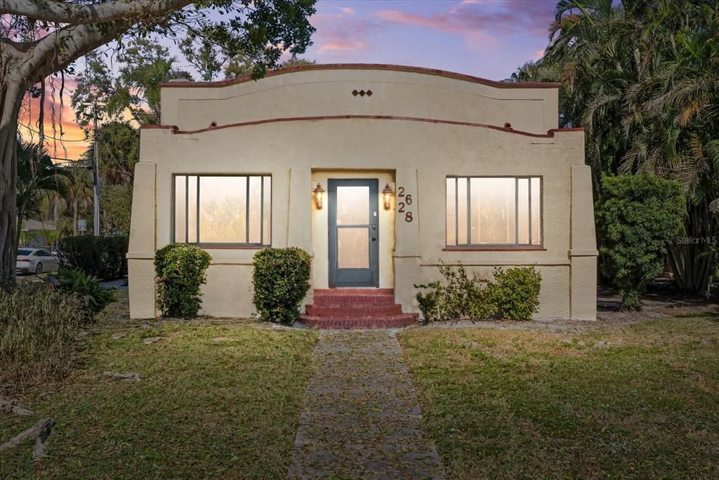 На продажу: $399,000 (4 спален, 2 ванн, 2130 Квадратных фут)