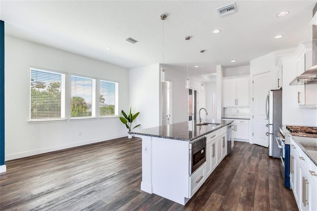 En Renta: $10,000 (4 camas, 2 baños, 2007 Pies cuadrados)