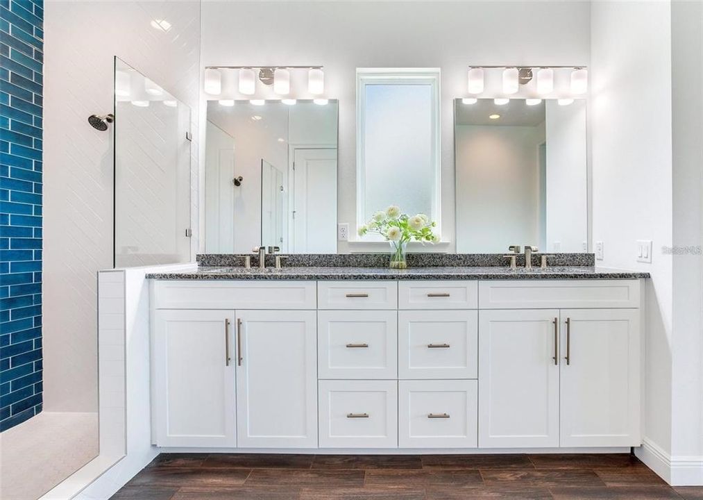 En Renta: $10,000 (4 camas, 2 baños, 2007 Pies cuadrados)