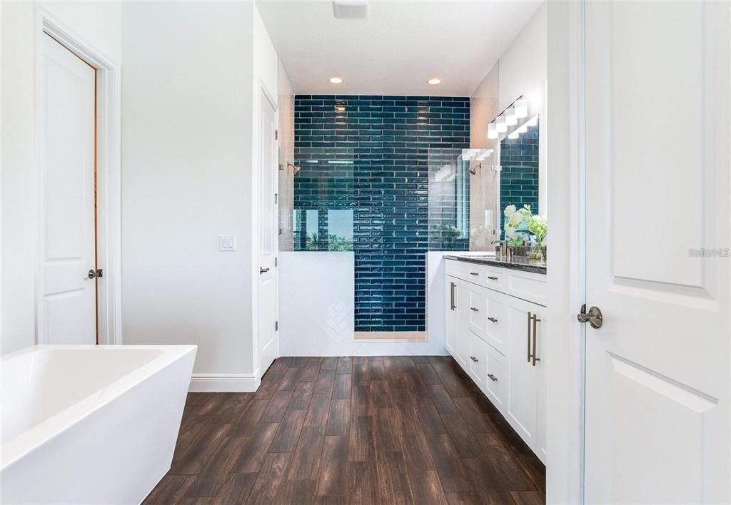 En Renta: $10,000 (4 camas, 2 baños, 2007 Pies cuadrados)