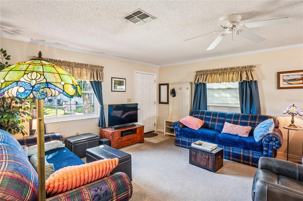 На продажу: $145,000 (2 спален, 2 ванн, 1024 Квадратных фут)