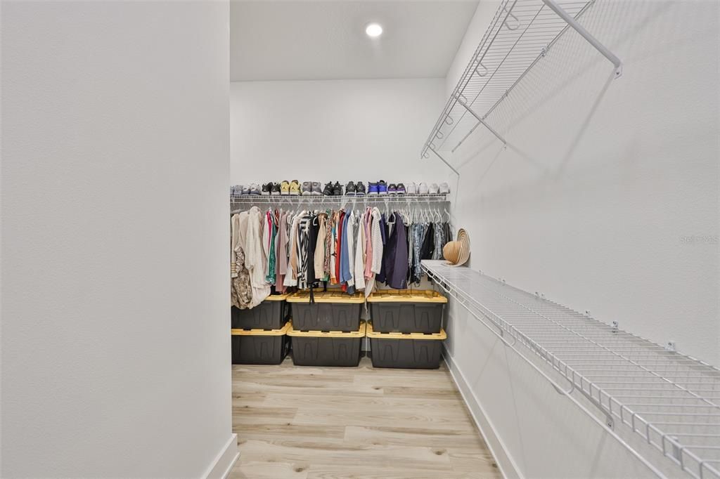 For Sale: $810,000 (4 beds, 2 baths, 2672 Square Feet)