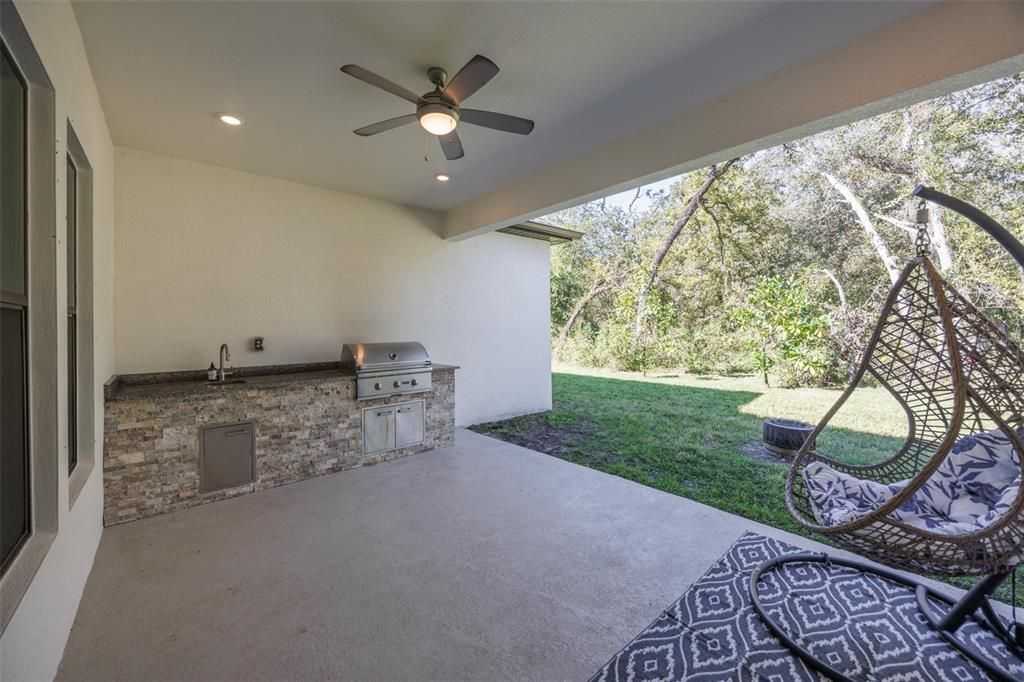 For Sale: $810,000 (4 beds, 2 baths, 2672 Square Feet)