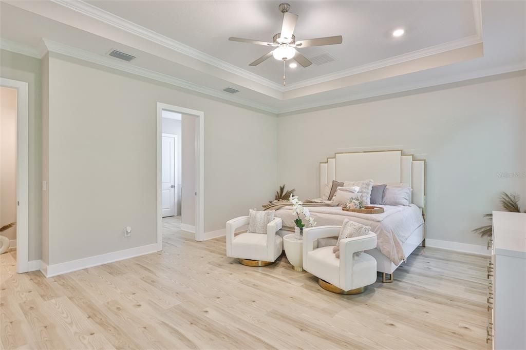 For Sale: $810,000 (4 beds, 2 baths, 2672 Square Feet)